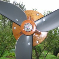 Wind turbine pipe blade design