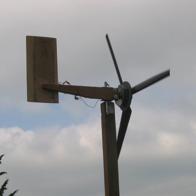 Small experimental wind turbine